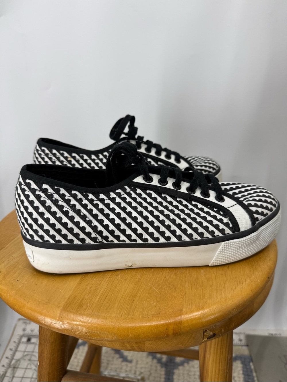Superga x Mary Katrantzou COTW Fantasy Sneakers. 40/9